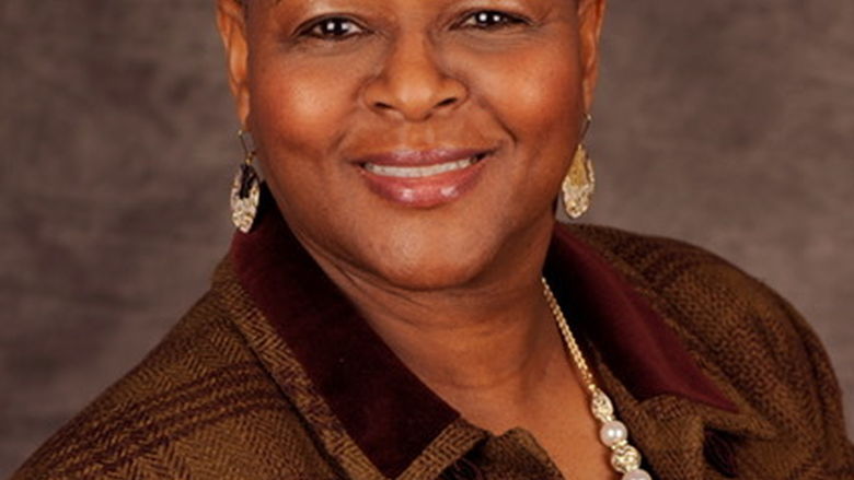 head shot of Dr. Tina Q. Richardson