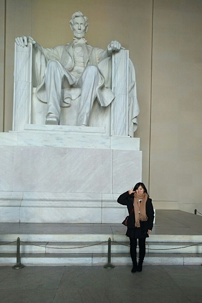 Student in front of Lincoln Memorial in D.C.