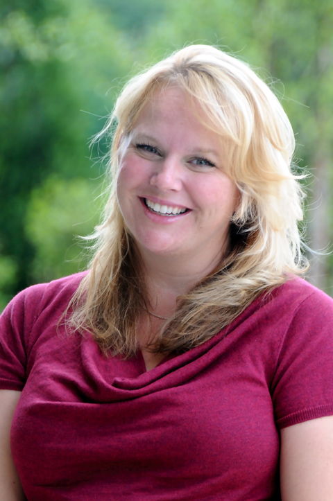 Dr. Liz Flaherty headshot