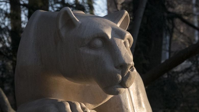 Side head of lion shrine