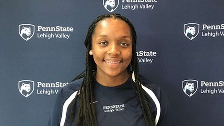 head shot of ebony sanders