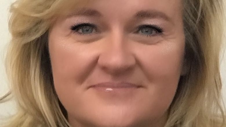 headshot of woman