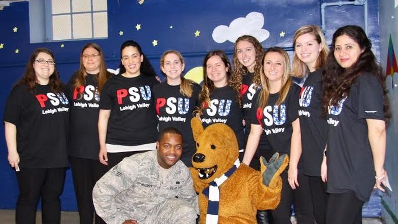 students with Nittany lion