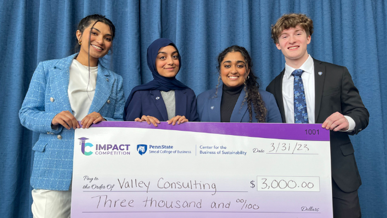 PSU-LV Students (L-R) Hayya Khan, Sabiha Kermalli, Huda Khan, and Kevin Pierce