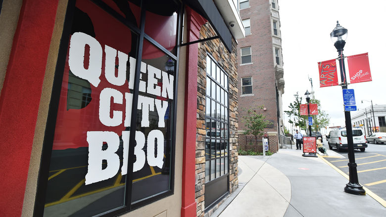 Queen City BBQ outside