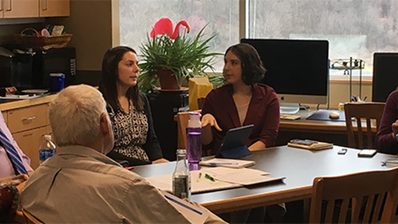 Discussion in virtual education collaborative space