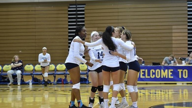 women volleyball players