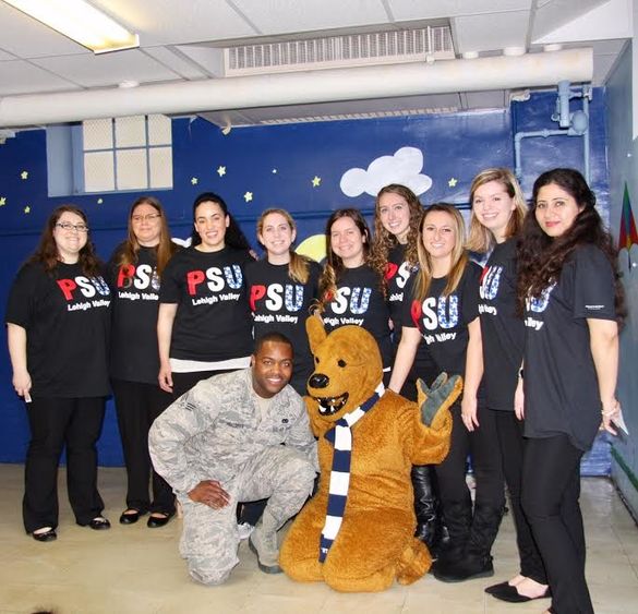 students with Nittany lion