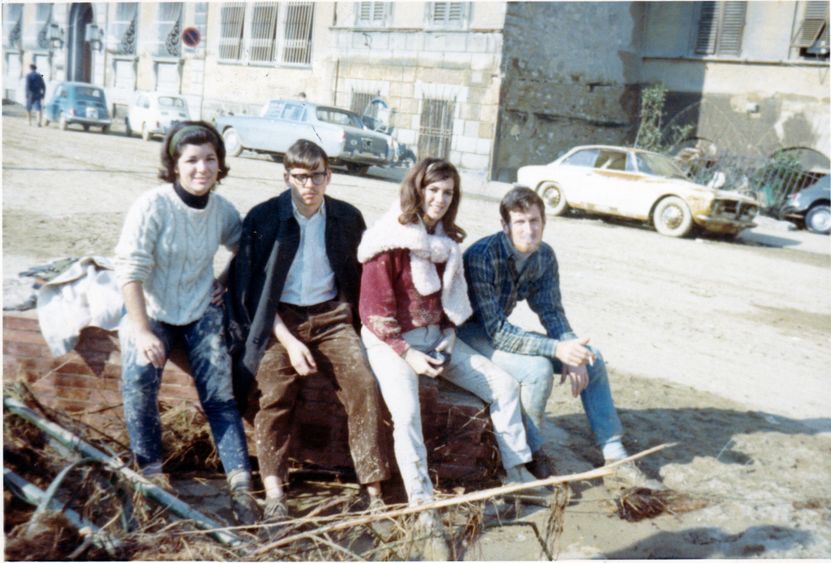 Kenneth Thigpen in Florence with classmates Kenneth Thigpen in Florence with classmates