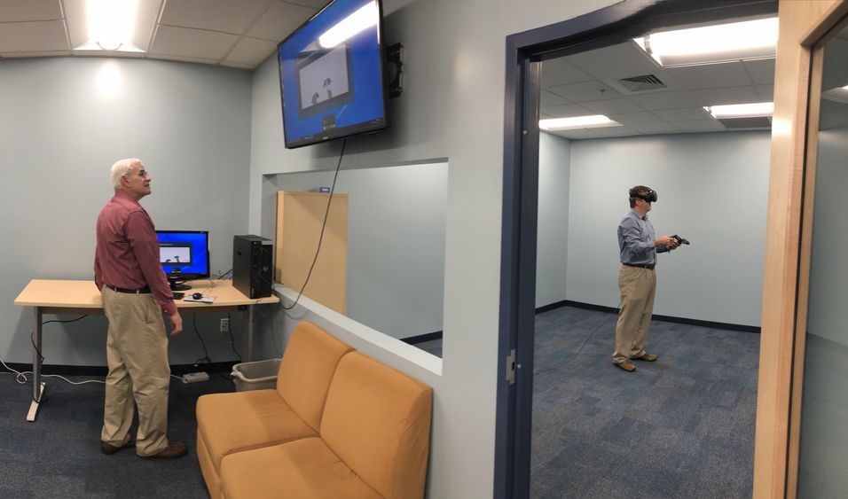 Faculty member tries out new VR room