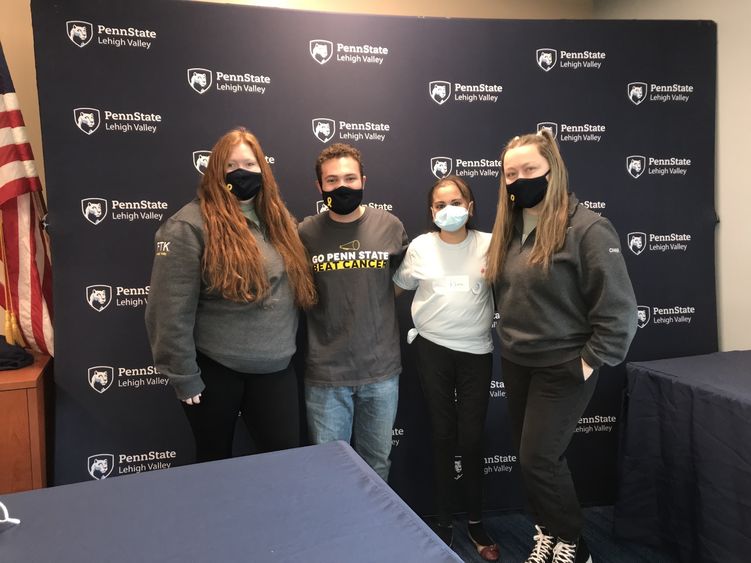 PSU-LV's THON dancers pose for photo