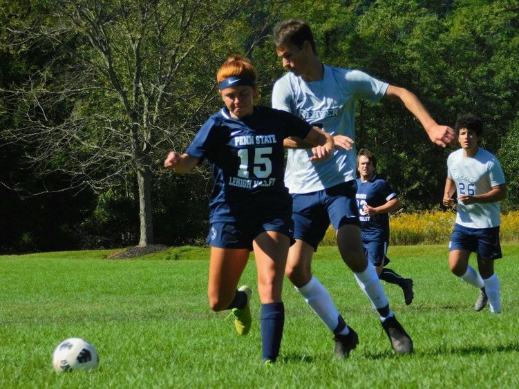 Elizabeth Wagner kicks ball during recent game.