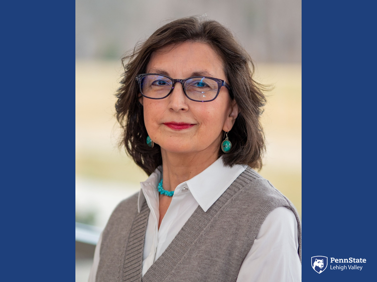 a headshot of Marketing professor, Denise Ogden 